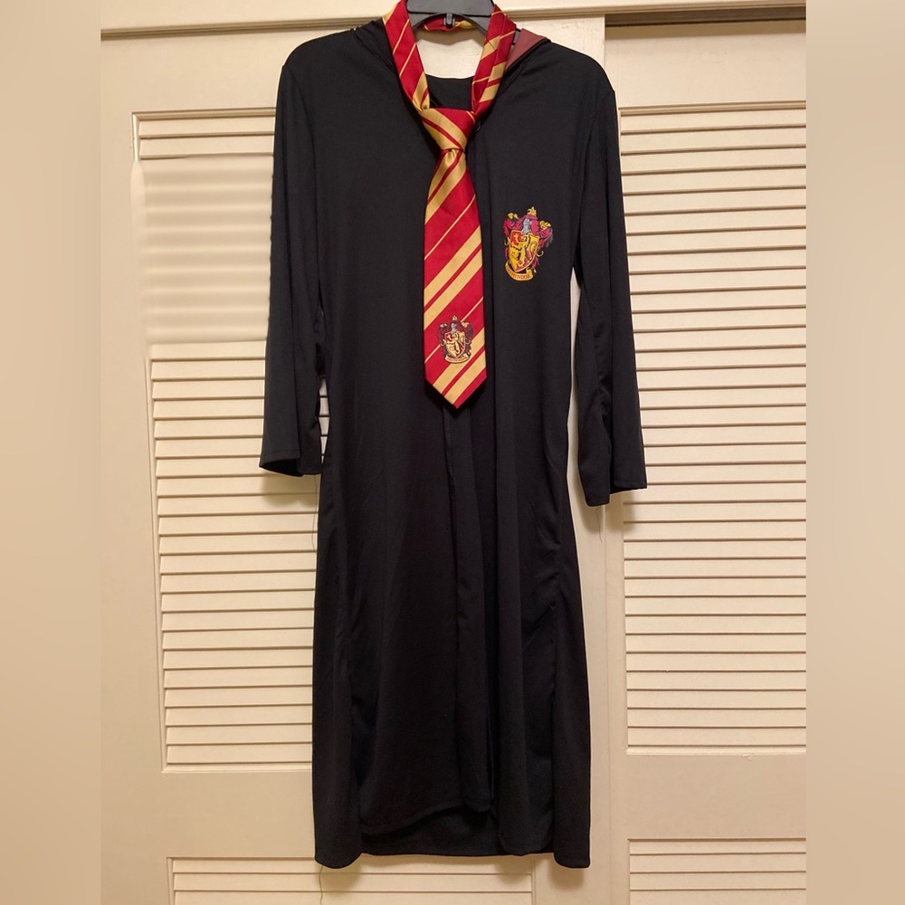 Harry Potter Robe and Tie